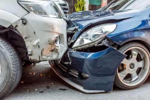 A Philadelphia auto accident attorney can help you deal with your insurance adjuster
